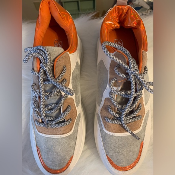 Fluster brand 7.5 sneakers - Picture 4 of 5